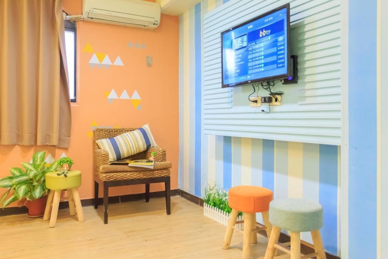 Easy Stay Inn Kaohsiung Bagian luar foto