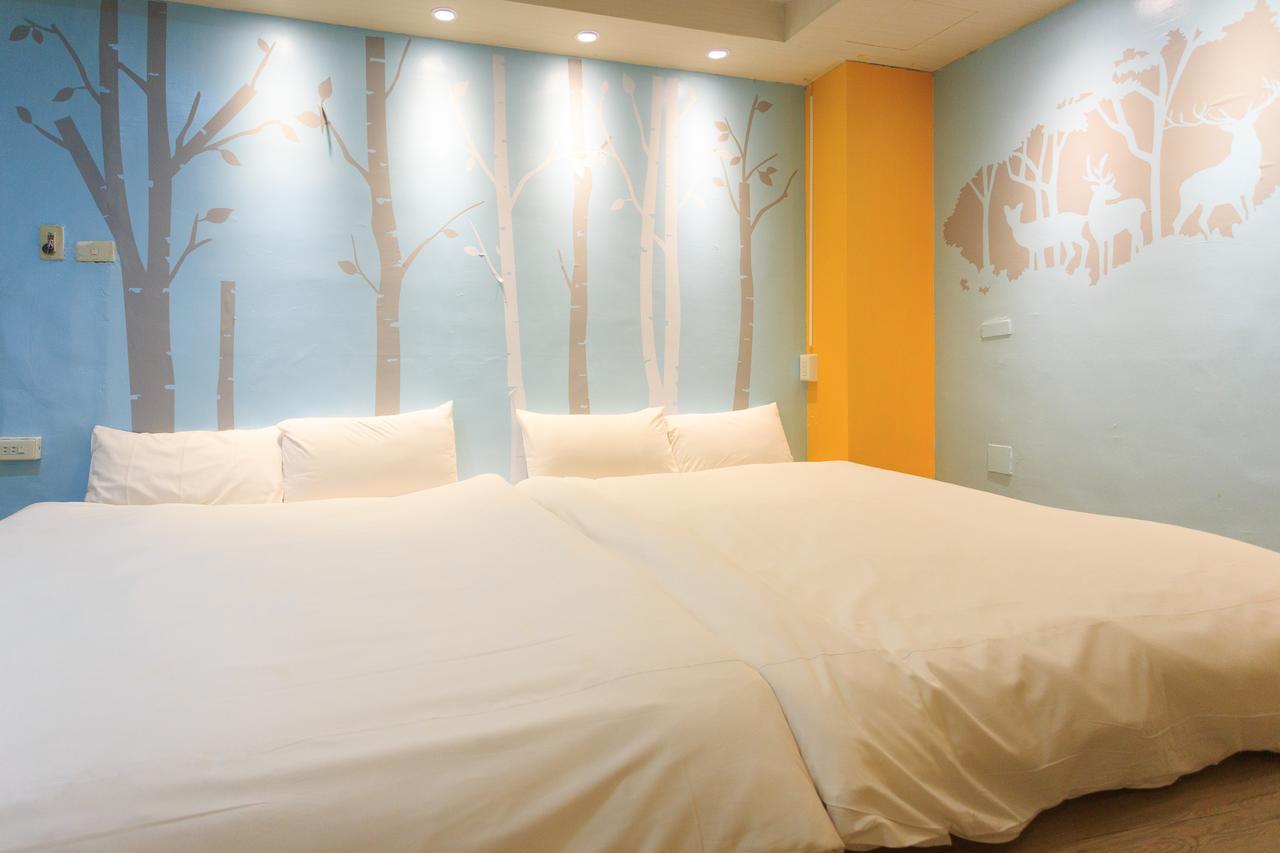 Easy Stay Inn Kaohsiung Bagian luar foto