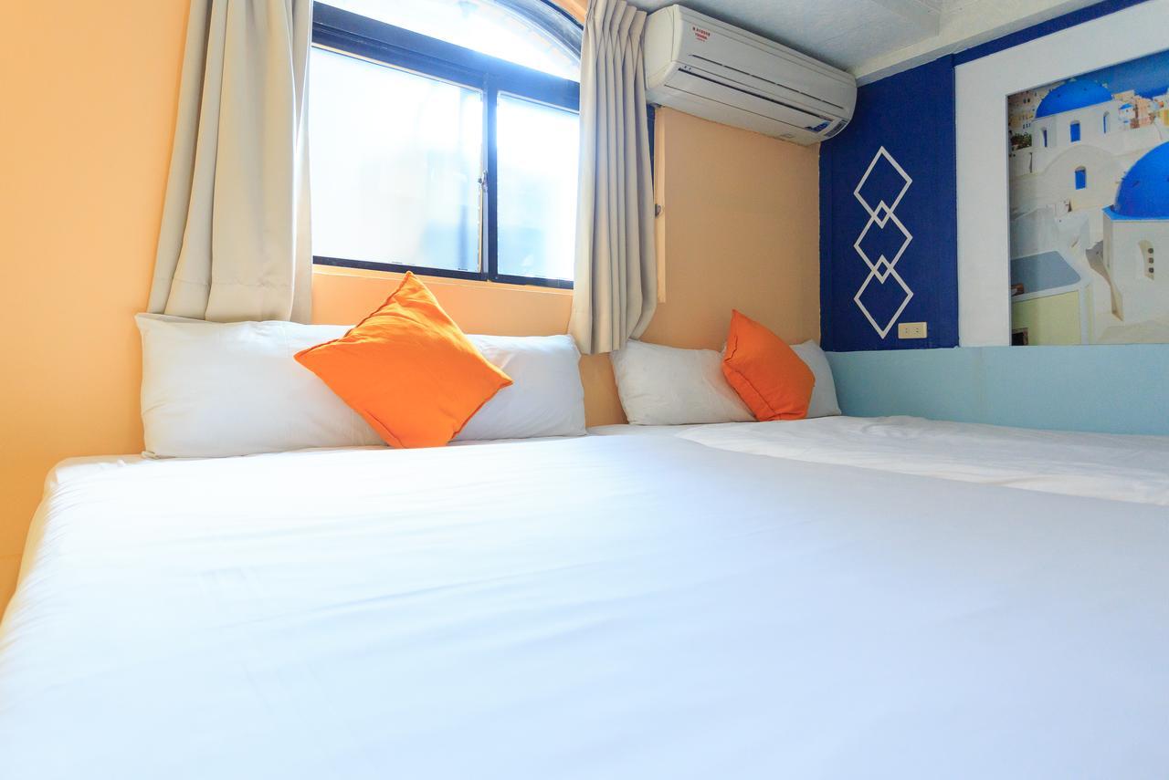 Easy Stay Inn Kaohsiung Bagian luar foto